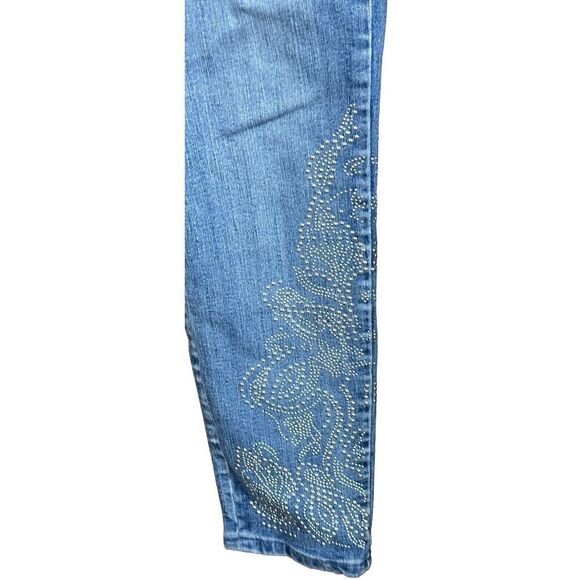 Women's Soft Surroundings Slim Ankle Riley Embellished Blue Jean's Size 8P - Picture 2 of 4
